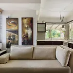 Villa Elena *