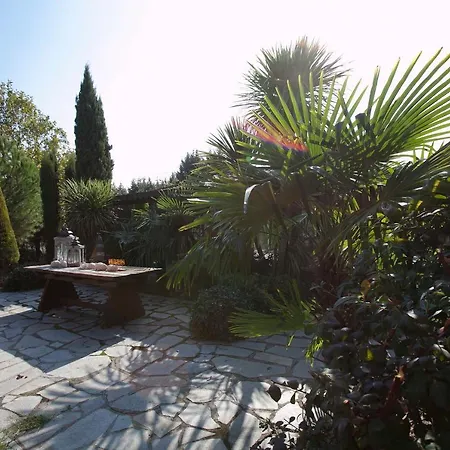 Elena Villa Peraia (Thessaloniki)