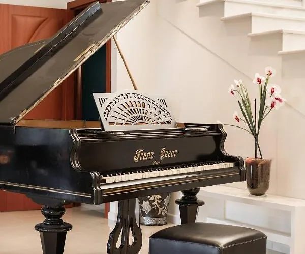 埃琳娜别墅 * Peraía