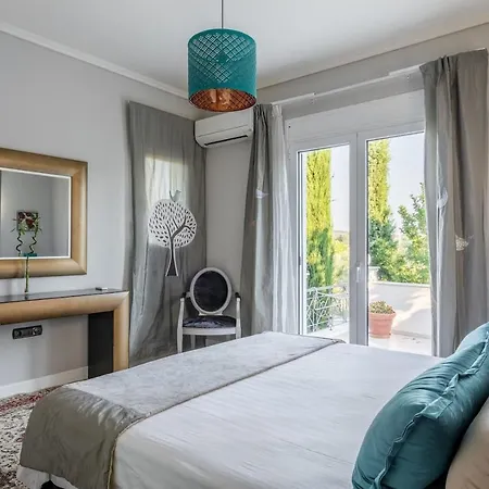 וילה Elena Peraía