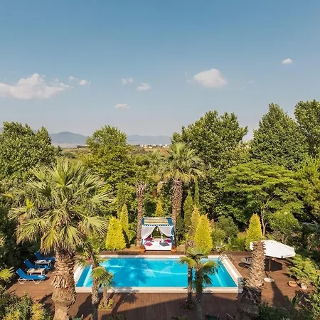 וילה Elena Peraía